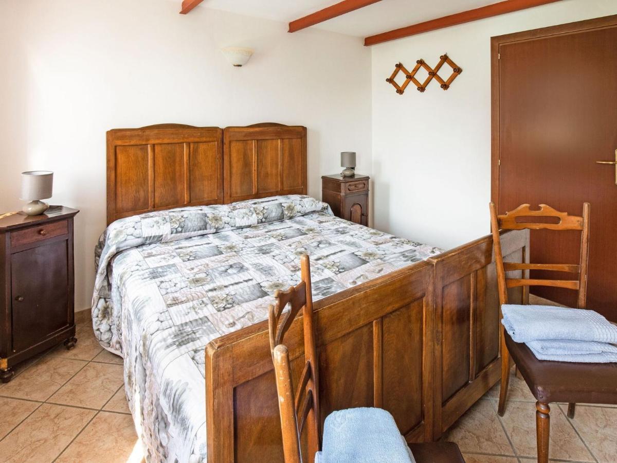 Belvilla By Oyo Fienile Regoli Quattro Crone Room photo