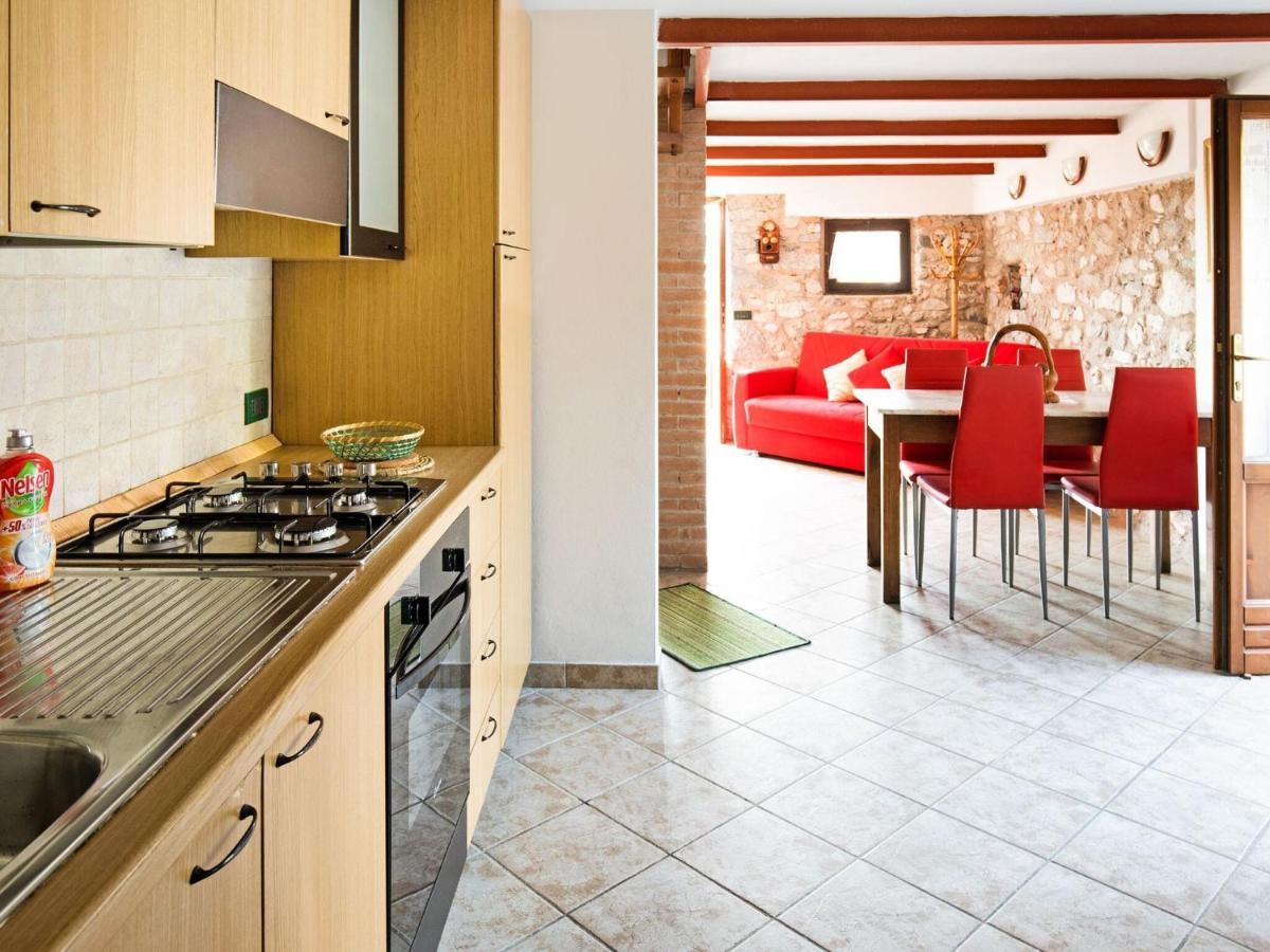 Belvilla By Oyo Fienile Regoli Quattro Crone Room photo
